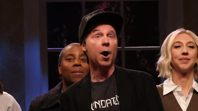 Dana Carvey on Elon Musk Impression: Can't Do 'Very Well'