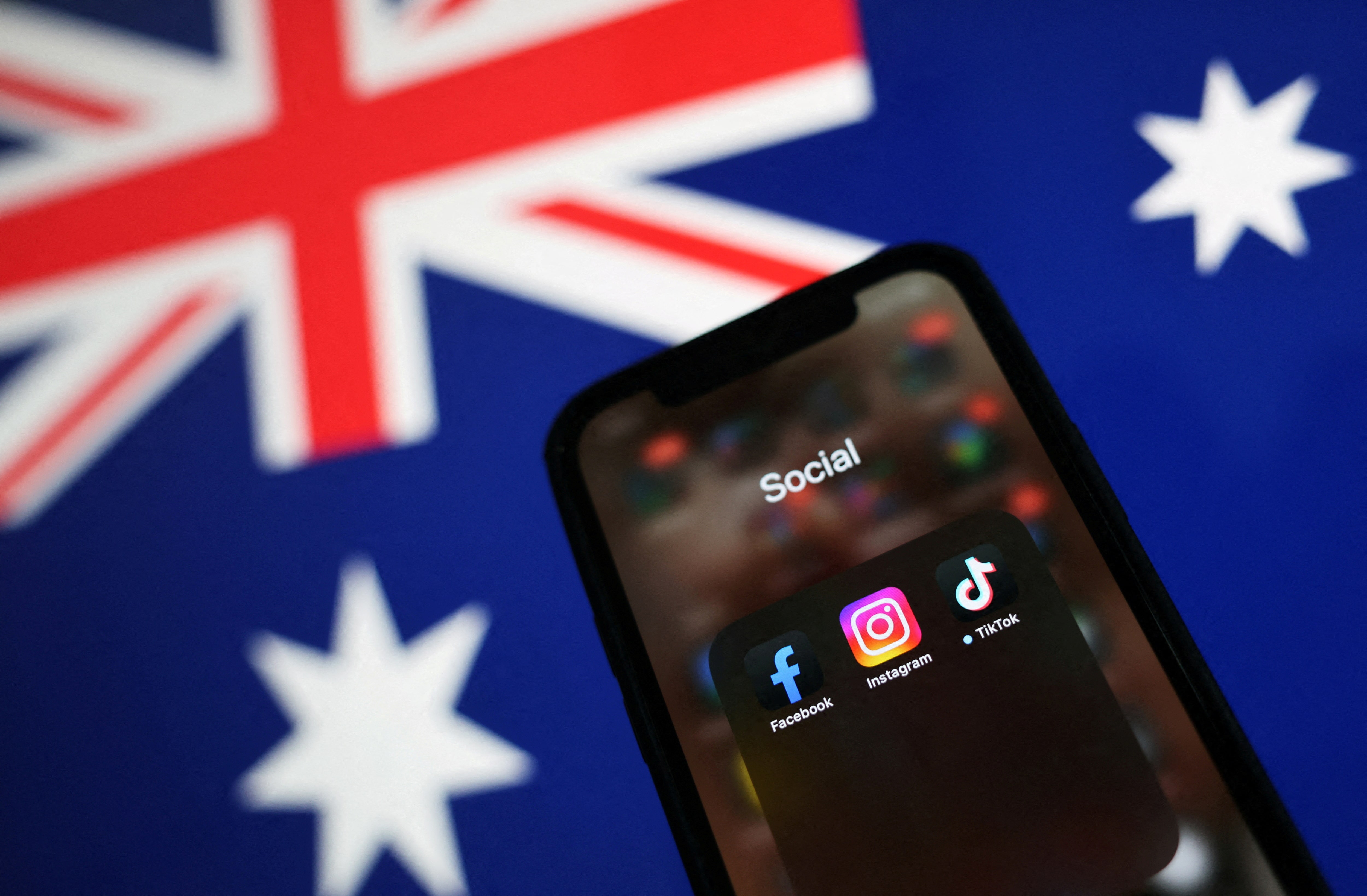 Australia Bans TikTok, Instagram for Under-16s With World-First Law