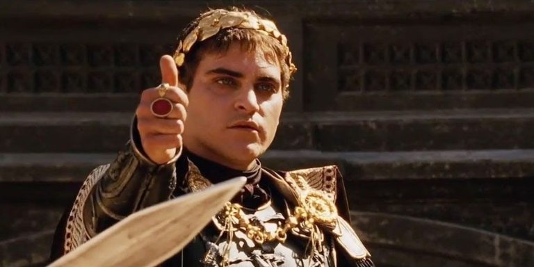 gladiator-joaquin-phoenix-2000.jpg