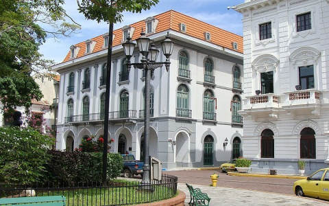 Explore Movies in Panama City: New Releases and Classics