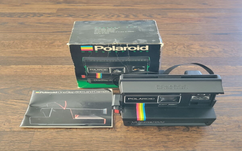 How to Load Polaroid Film for Land Camera? Easy Steps