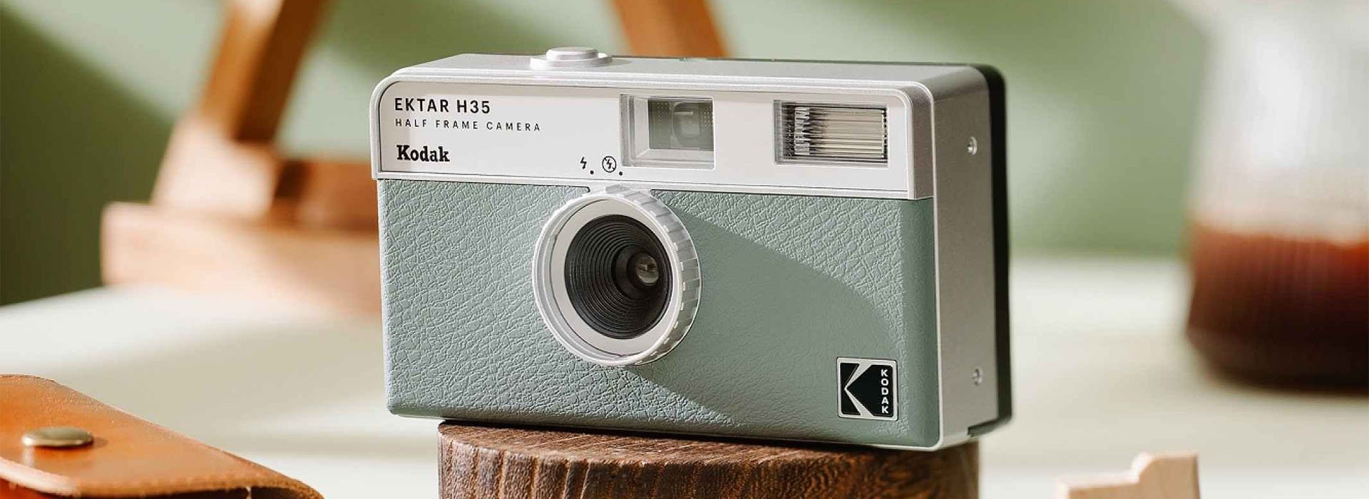 Best Beginner Point and Shoot Film Camera: Easy to Use Options!