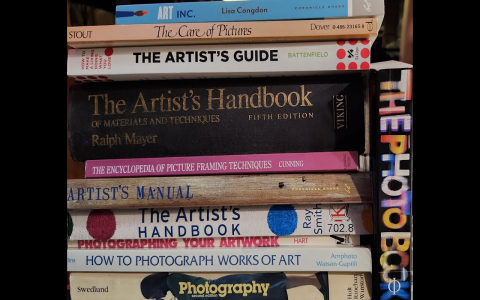 How to choose movie art books (Tips for building your collection)