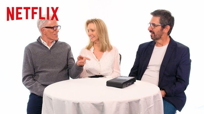 Lisa Kudrow and Ray Romano in Netflix Comedy