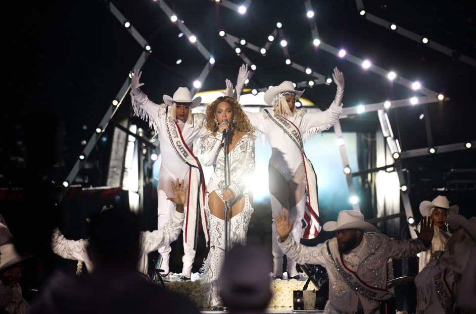 Tina Knowles Defends Beyoncé Following Christmas Day Halftime Show
