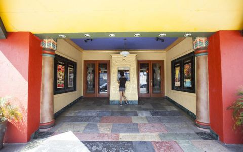 Planning Your Los Feliz Movie Night? Check Out These Theaters!