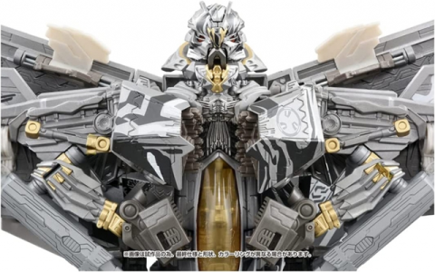 Masterpiece Movie Starscream: Is It Worth Buying? (Check Out This Collectors Review!)