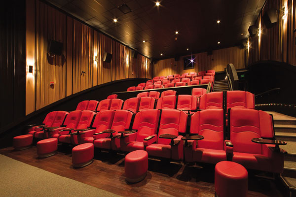 Movie theater Vail Village: Your ultimate guide to catching the latest flicks in a cozy and convenient mountain setting.