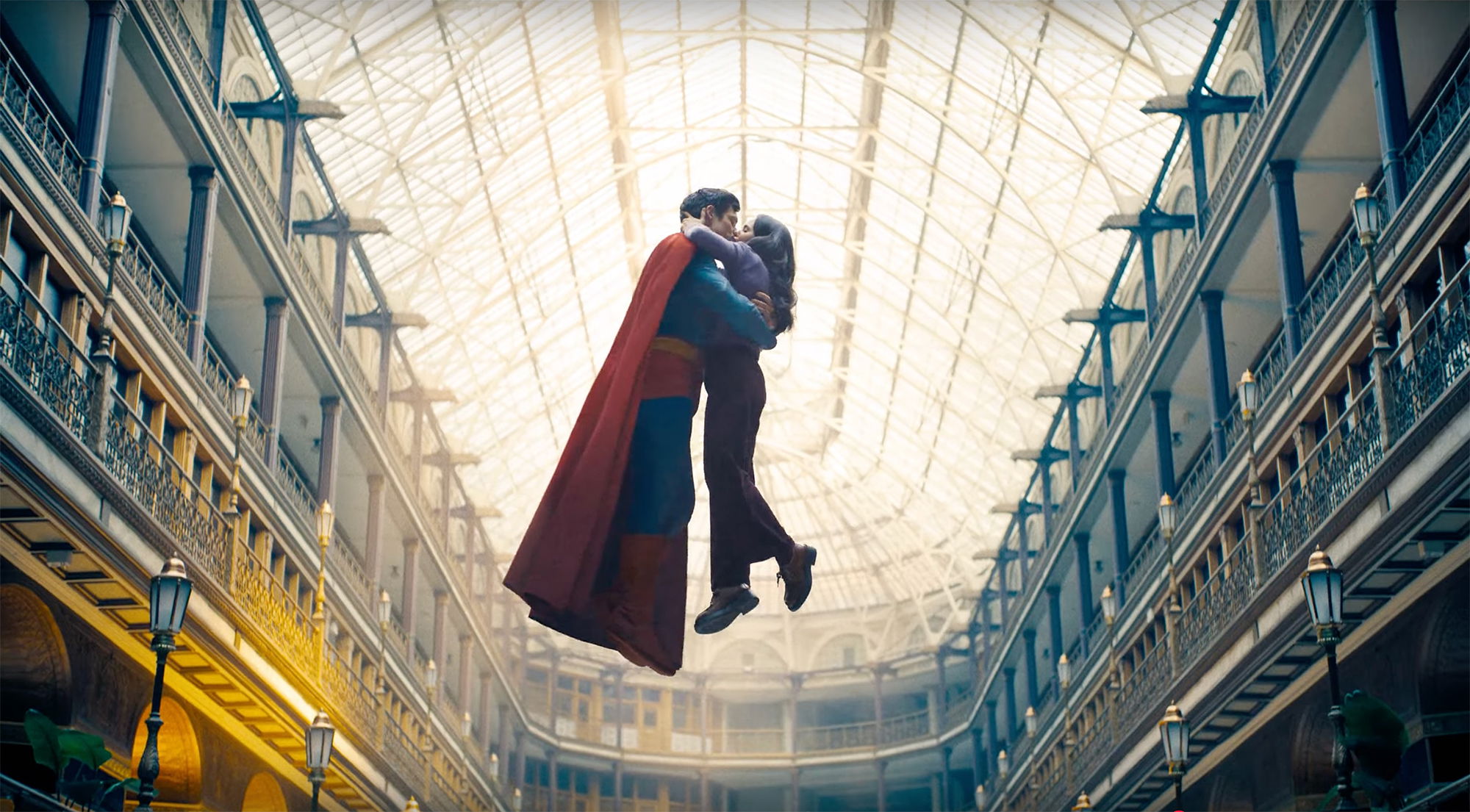 SupermanGunnPoster1bigimgTW1.jpg
