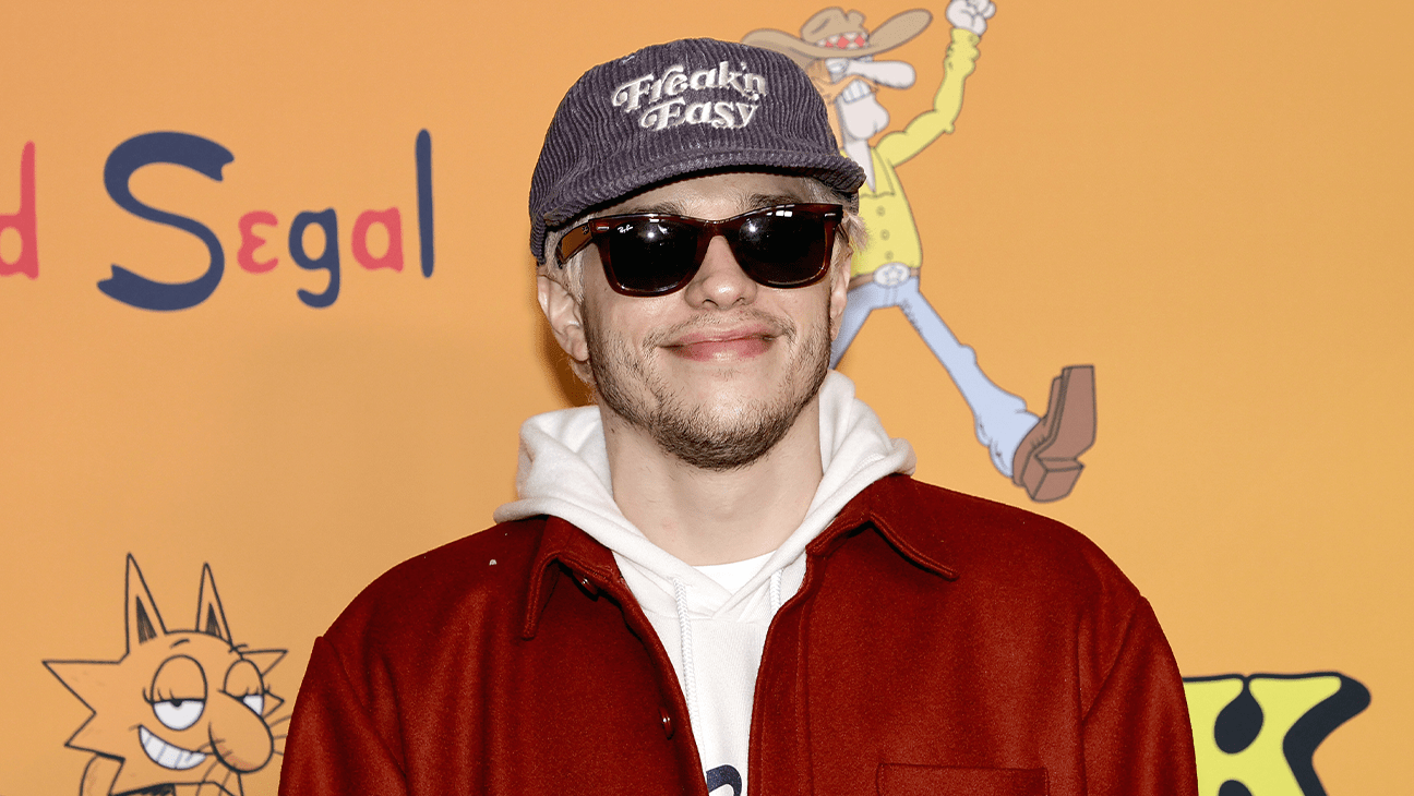 Pete Davidson Doesn't Want to Be the 'Loser Who Just Dates People'