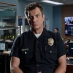 nathan-fillion-in-the-rookie.jpg