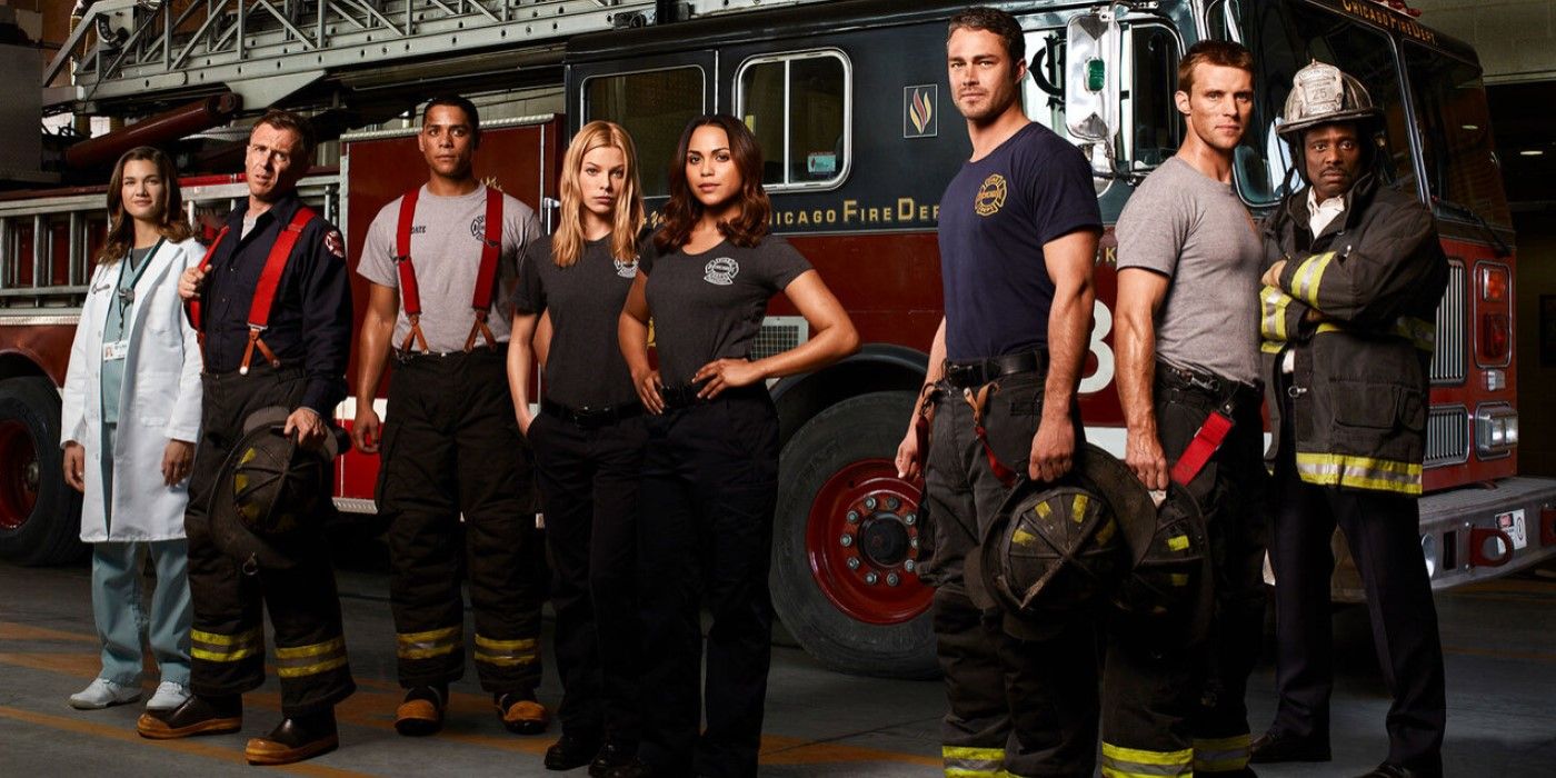 promotional-image-featuring-season-1-cast-by-fire-truck-chicago-fire.jpg