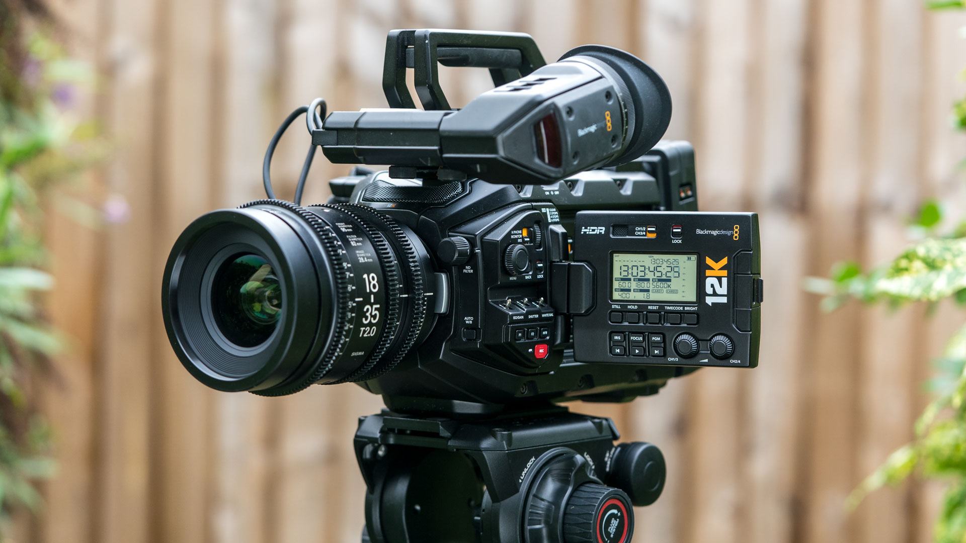 What Are the Best Movie Cameras for Filmmaking? Find Your Perfect Match Here!