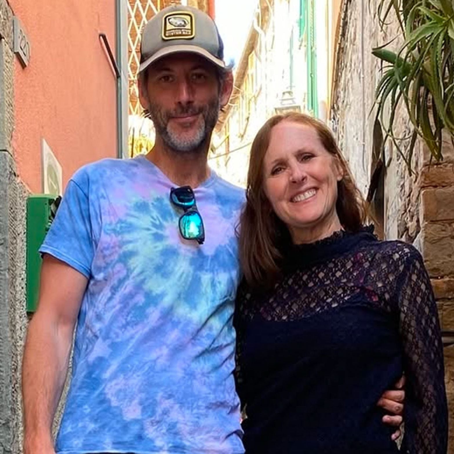 Molly Shannon, Adam Pally Honor Aubrey Plaza Husband