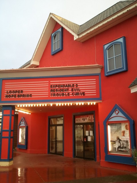 Find Mackinaw City Movie Theater Times: Easy Guide! Your Best Bet for Local Movie Showtimes!