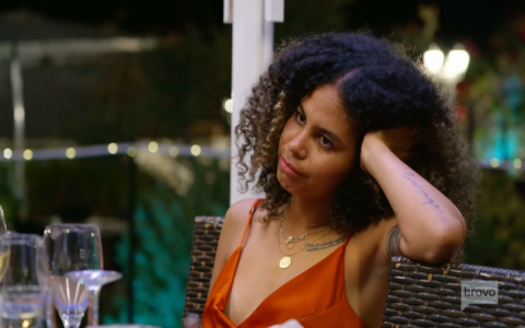 ‘Below Deck Sailing Yacht’s Daisy Clashes With Captain Glenn Over Guest Drama