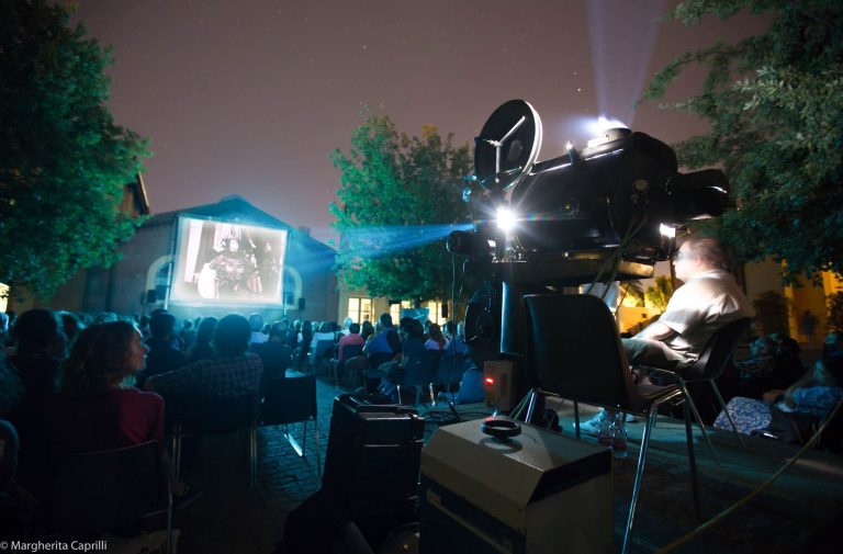 FirstShowingCinema25imgTW01.jpg