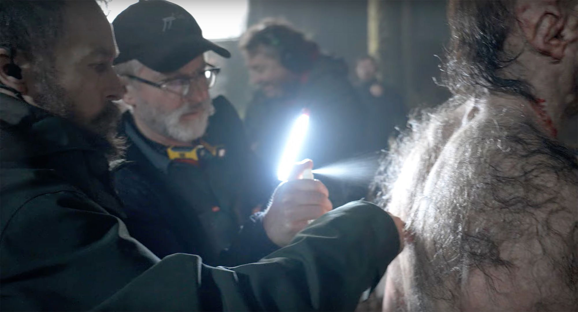 WolfmanFeaturetteMonstervidTW1.jpg