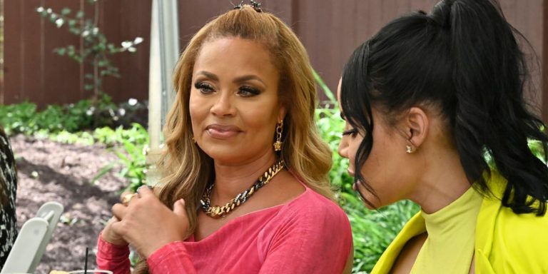 gizelle-bryant-and-mia-thornton-s8-ep1-rhop.jpg
