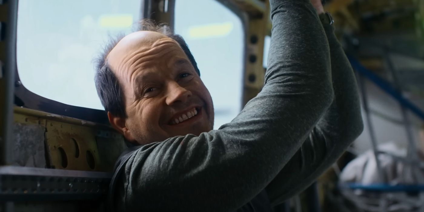 mark-wahlberg-bald-flight-risk.jpg