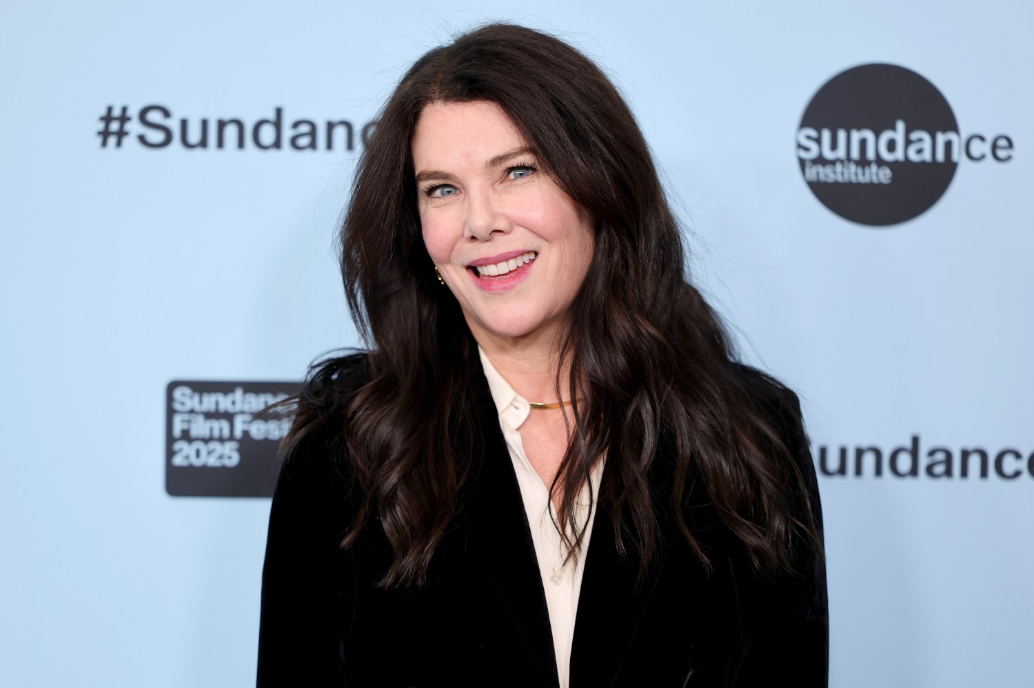 Lauren Graham Will 'Always Say Yes' to Gilmore Girls Reboot