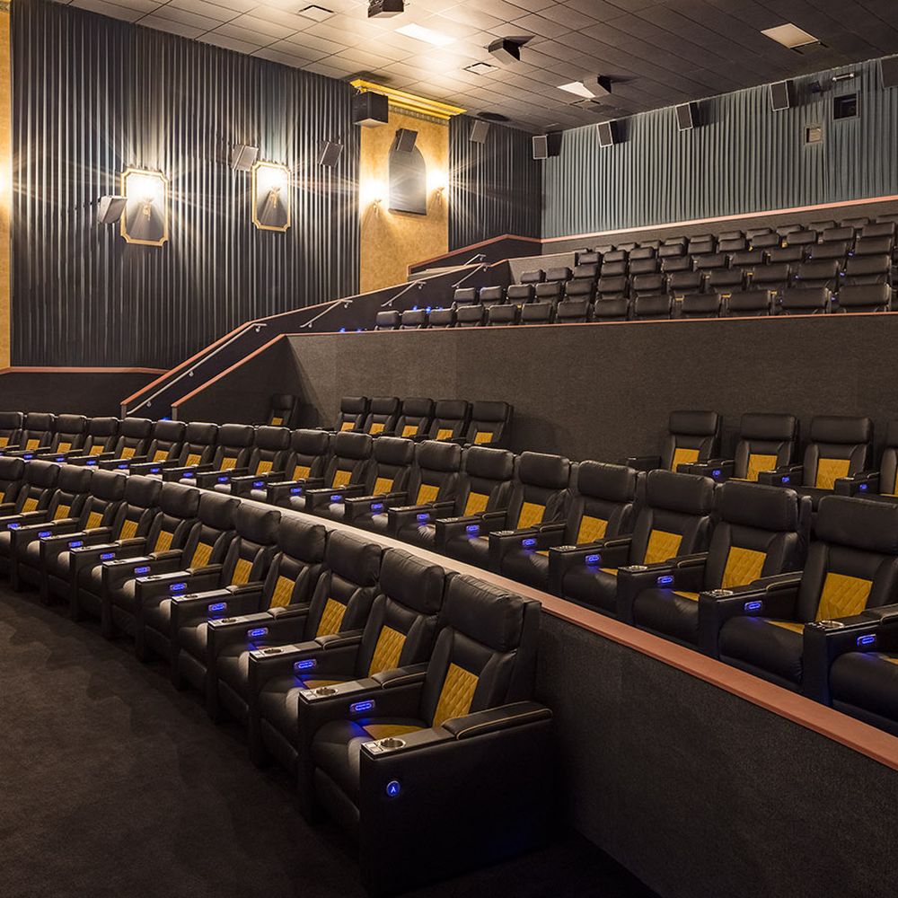 Chicago Advance Movie Screenings: Find the Latest Showtimes!