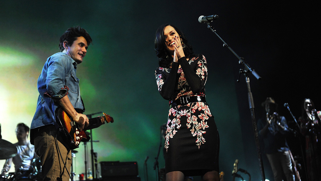 John Mayer and Katy Perry perform at Barclays Center of Brooklyn on December 17, 2013 in New York City.