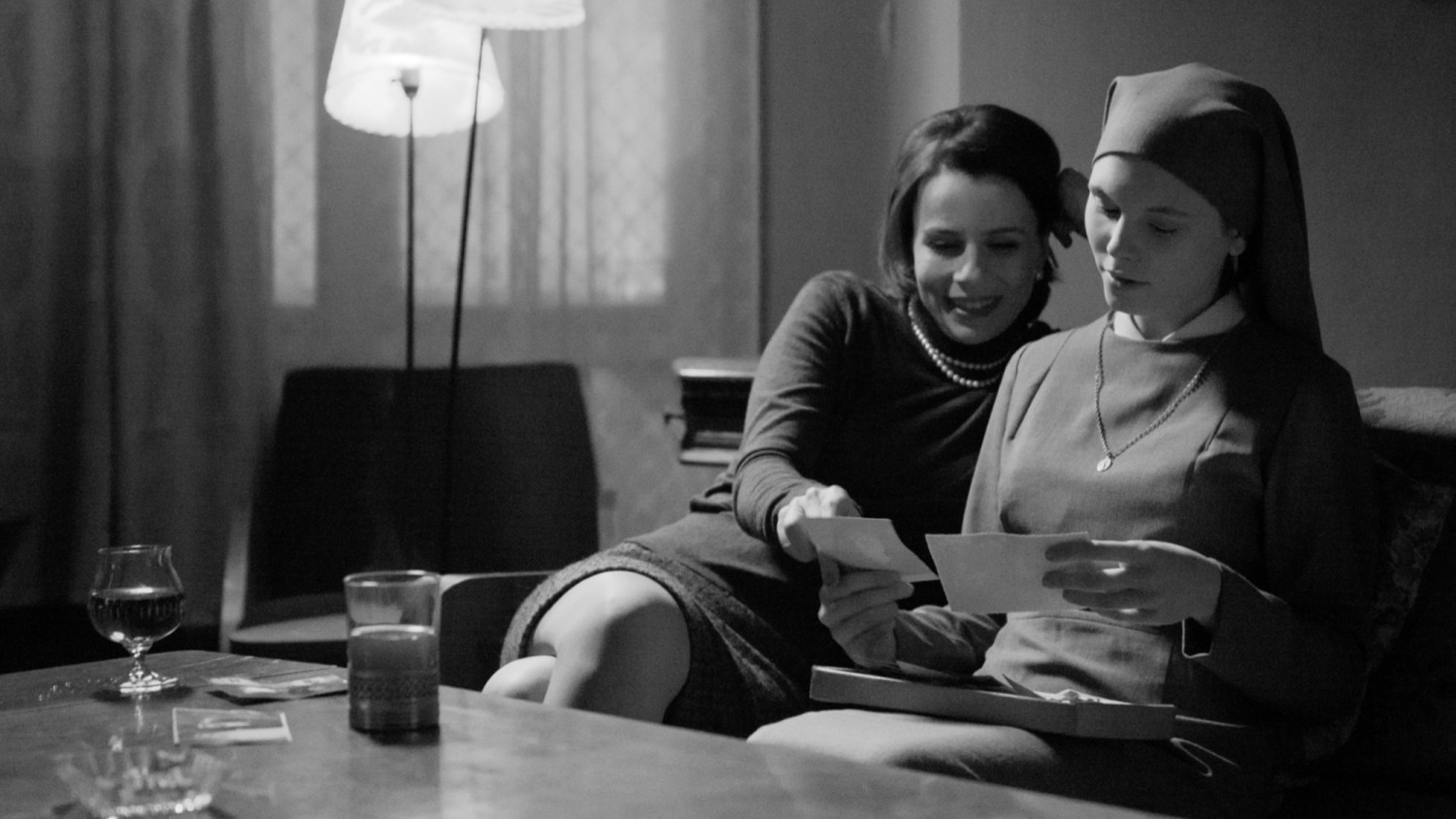 Agata Kulesza and Agata Trzebuchowska in 'Ida'