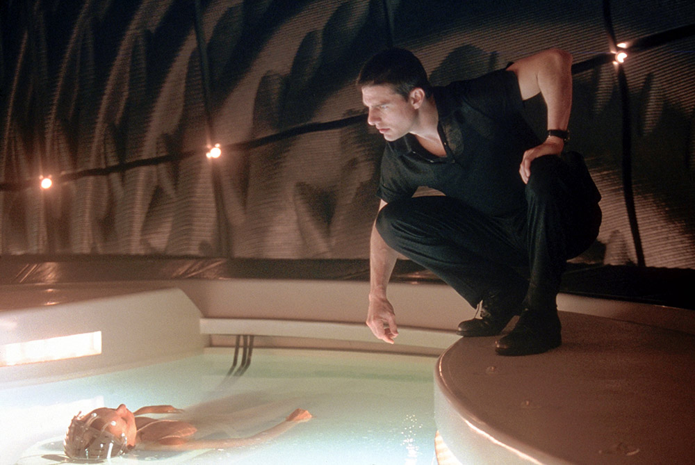MINORITY REPORT, Samantha Morton, Tom Cruise, 2002.