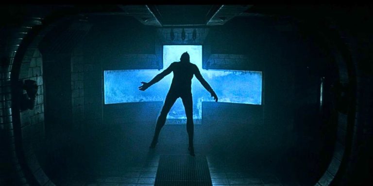 floating-crew-member-in-event-horizon.jpg