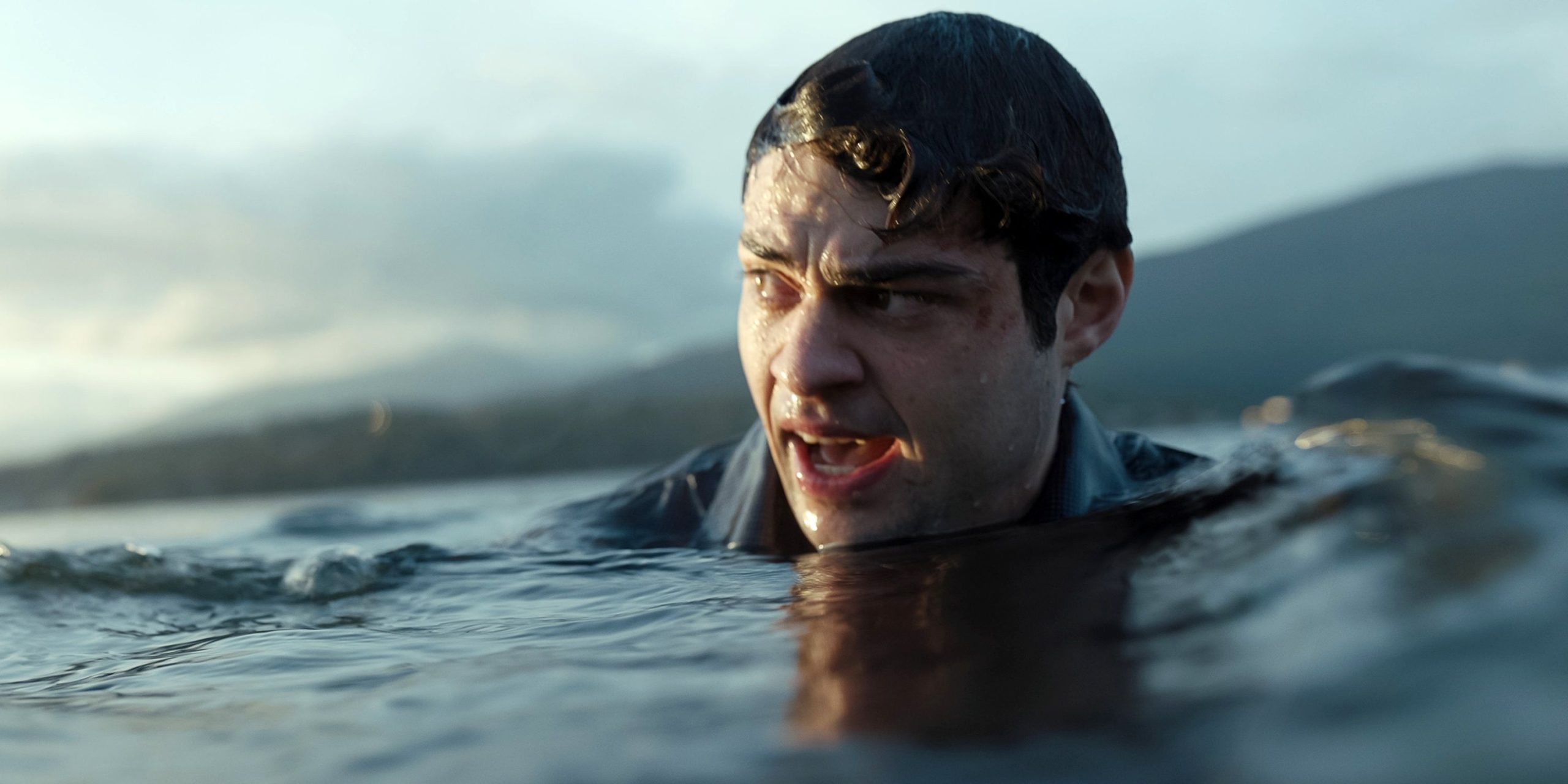 the-recruit-season-2-episode-6-noah-centineo.jpg