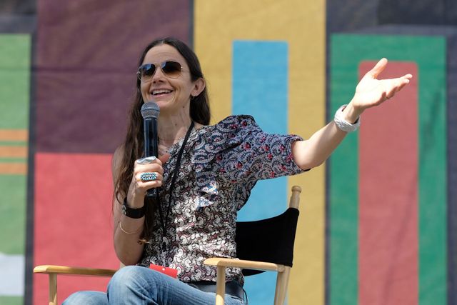 Justine Bateman, Decrying OpenAI, Has Launched a No-AI Film Festival