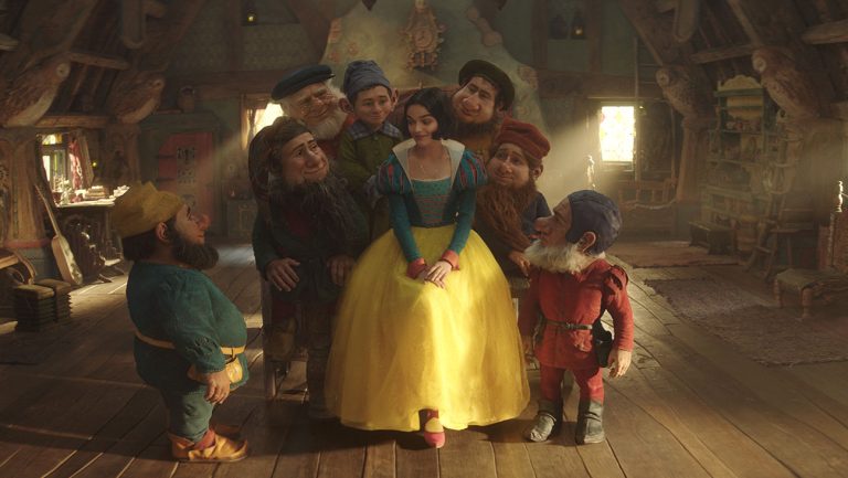 Disneys-Snow-White-H-2023.jpg