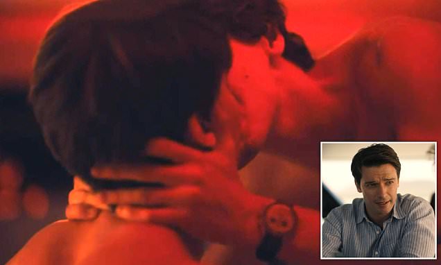 'White Lotus' Fans React to Patrick Schwarzenegger Incest Kiss