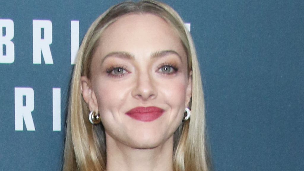 Amanda Seyfried Goes "Scary and Dark" in 'Long Bright River'
