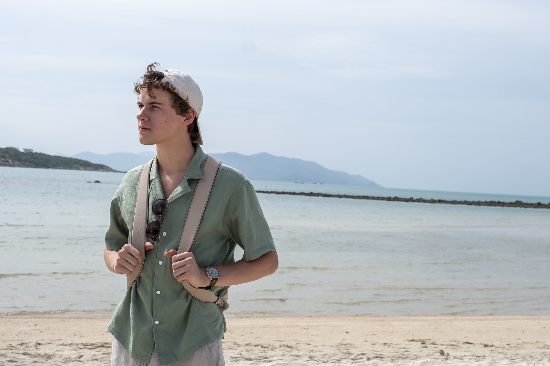 'White Lotus' Star Sam Nivola on Lochlan's Trauma in Thailand
