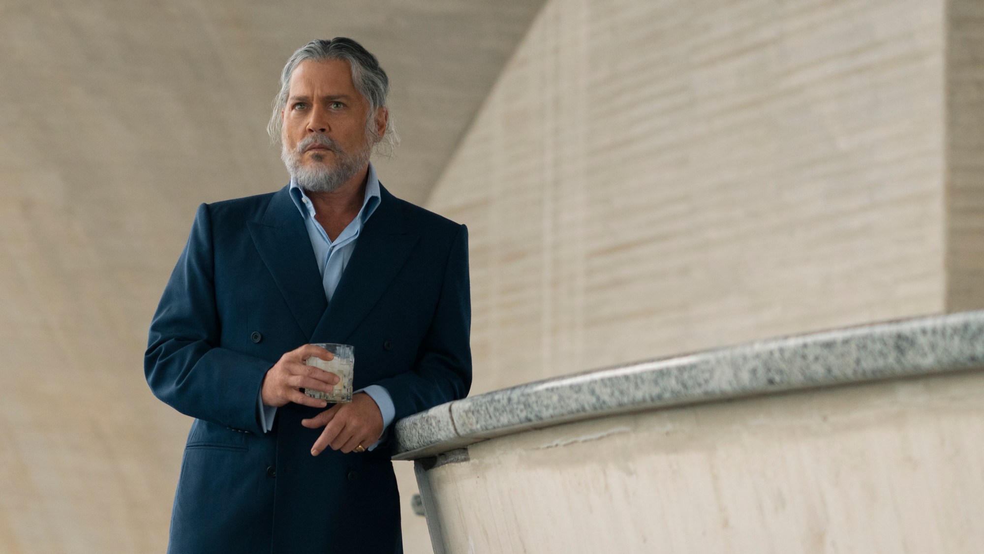 First Look at Star's Hollywood Return in Day Drinker