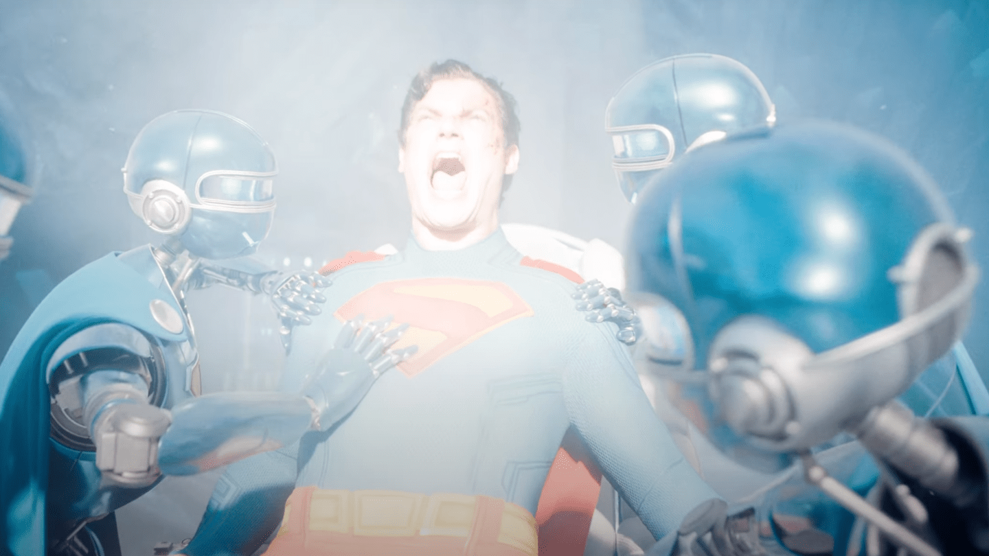 superman-sneak-peek-footage.png