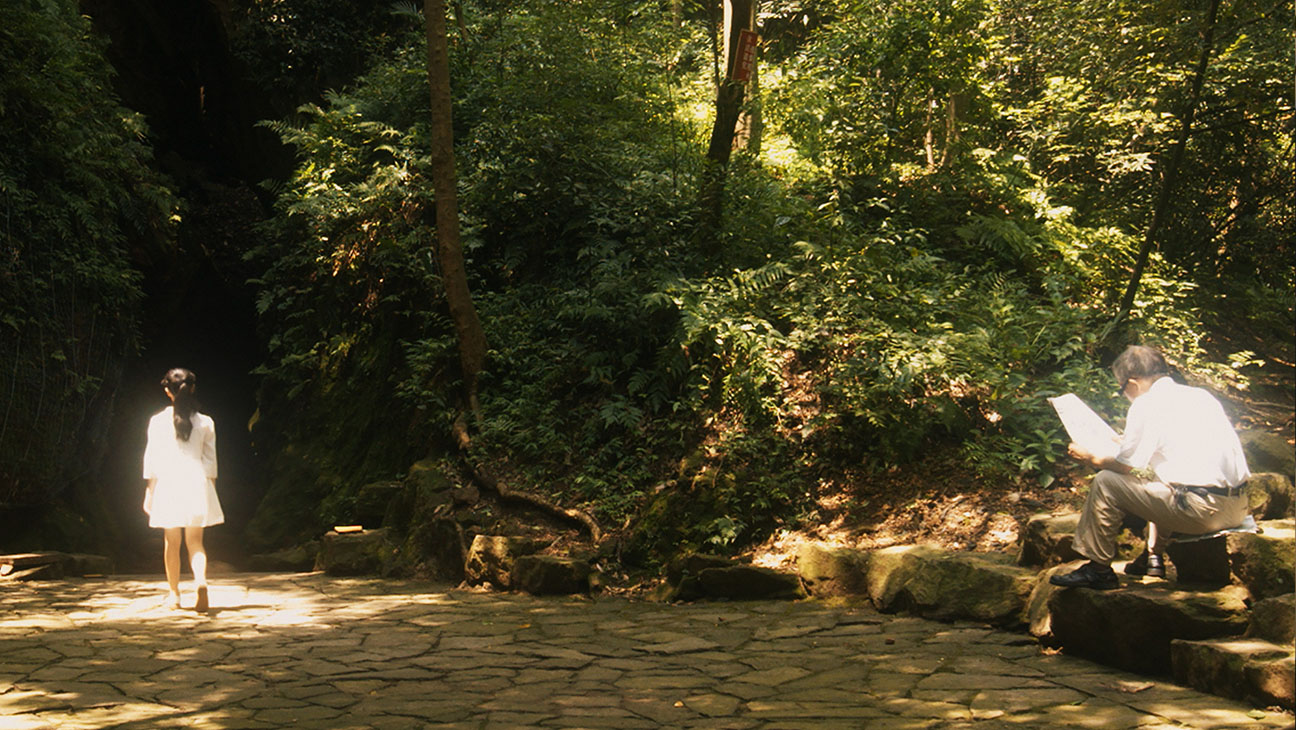 vanishing_days_c_midday_hill_films-h_2019.jpg