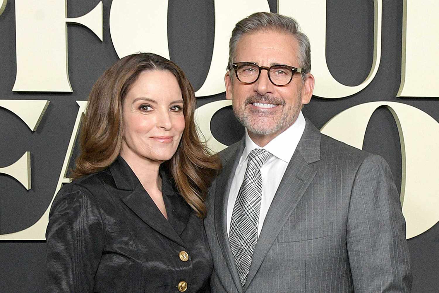 Tina Fey & Steve Carell in Netflix Dramedy