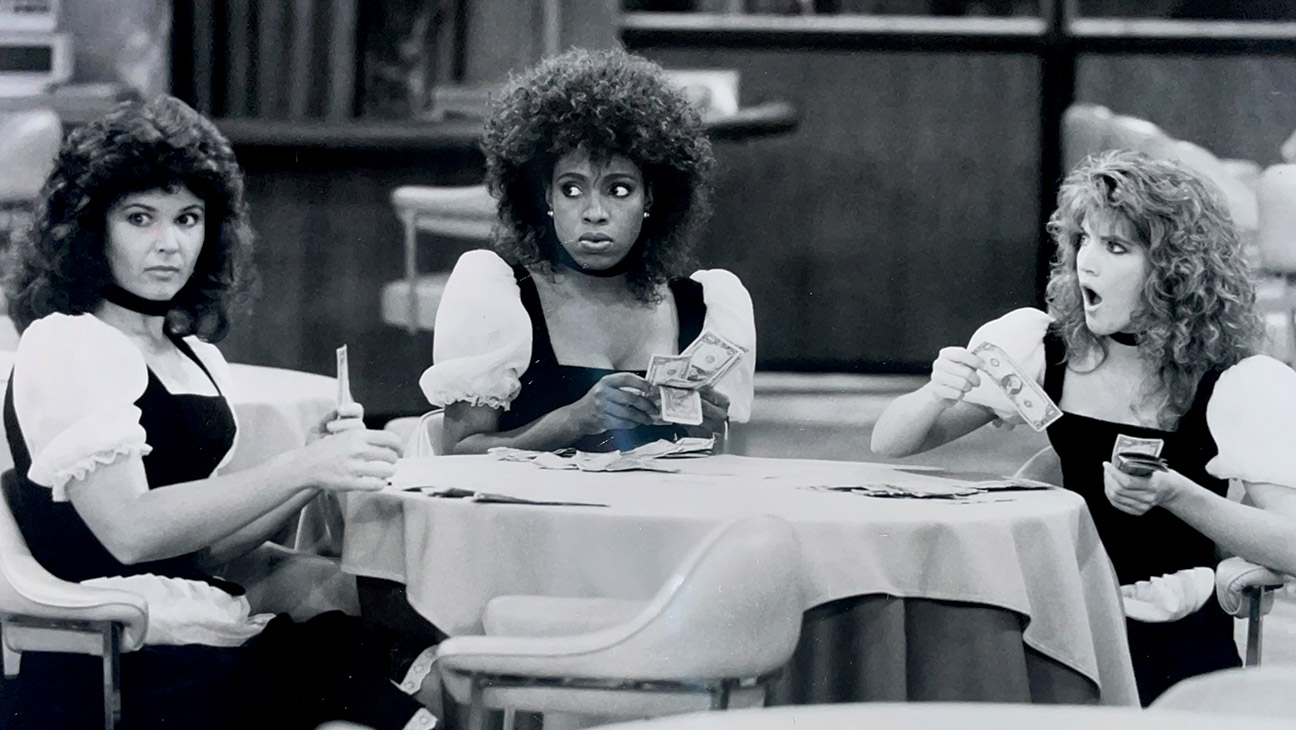 Sheryl Lee Ralph Served Up Laughs on It’s a Living: Hollywood Flashback
