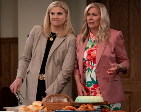 'Leanne' Review: Chuck Lorre-Produced Netflix Comedy