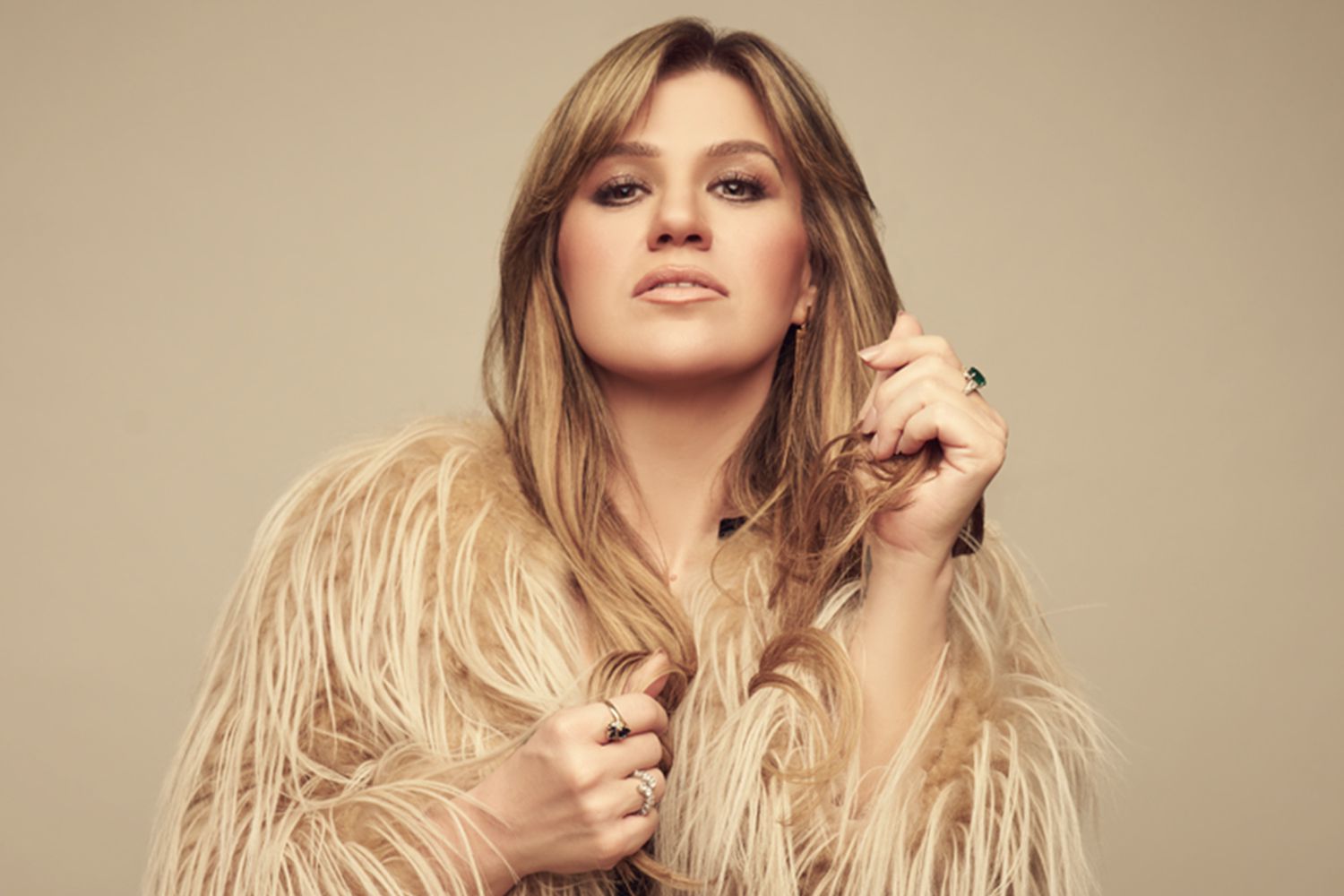 Kelly Clarkson Postpones Opening Night of Las Vegas Residency