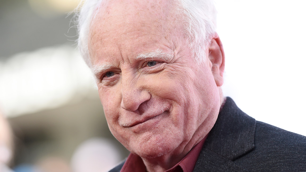 Richard Dreyfuss' SharkCon Appearance Canceled Due to Viral Bronchitis