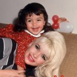 jayne-mansfield-mariska-hargitay-EMBED-2025.jpg
