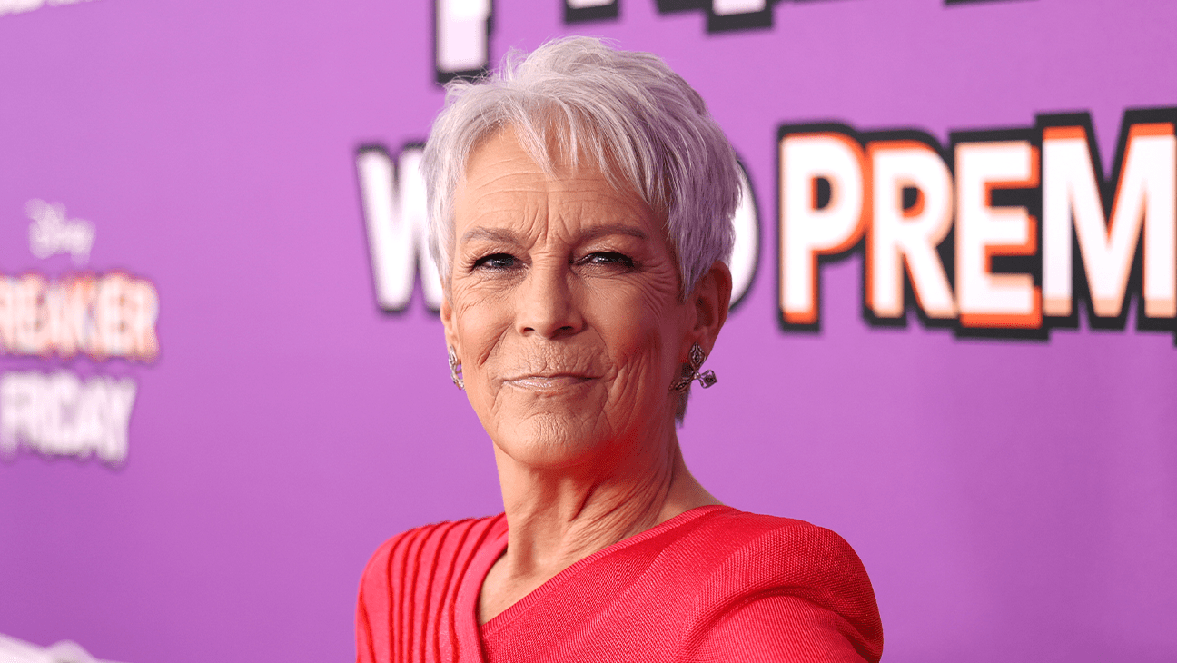 Jamie Lee Curtis Responds to 'Harsh' 'Freakier Friday' Review