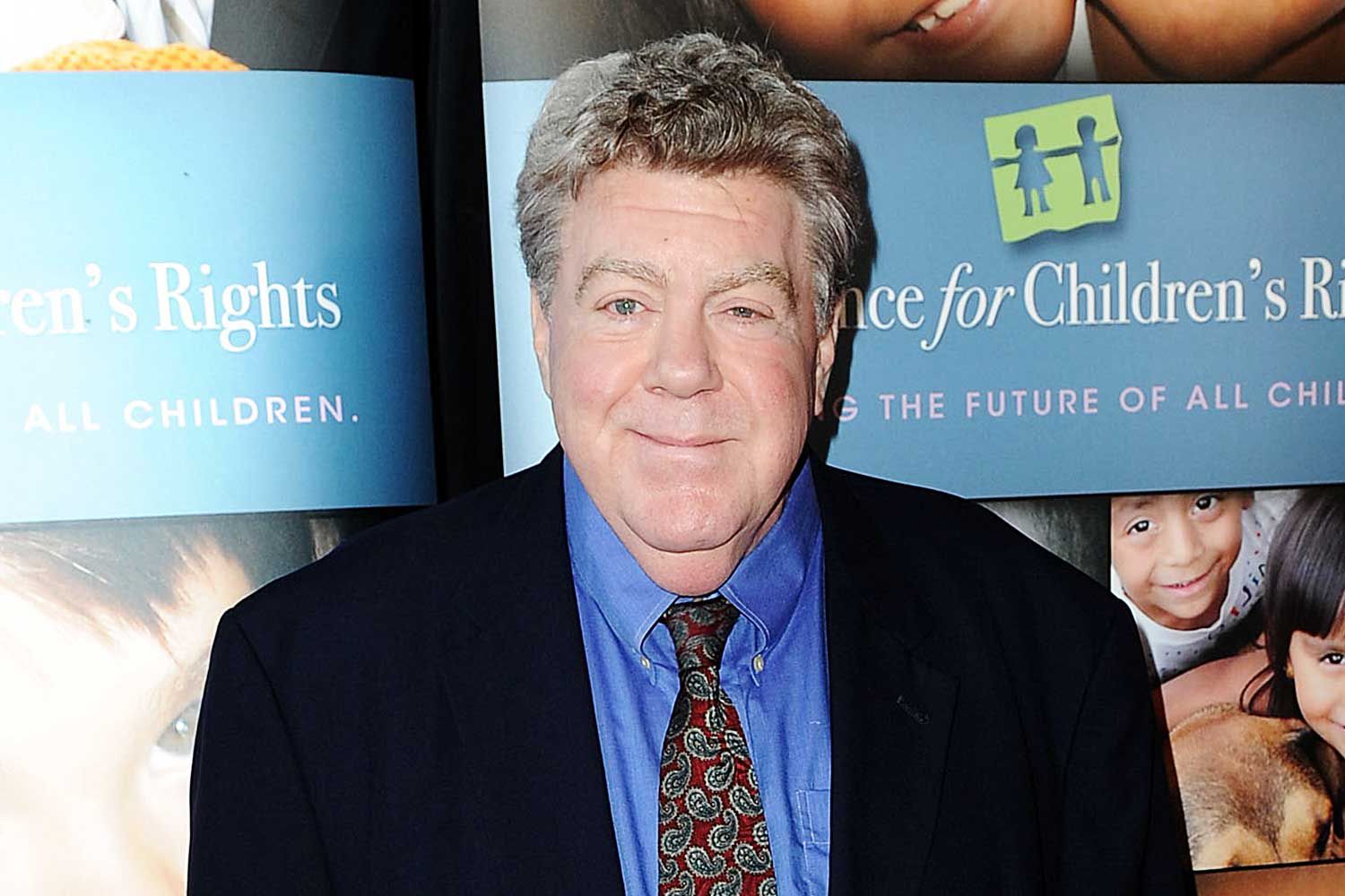 Hollywood Stars React and Pay Tribute to Actor