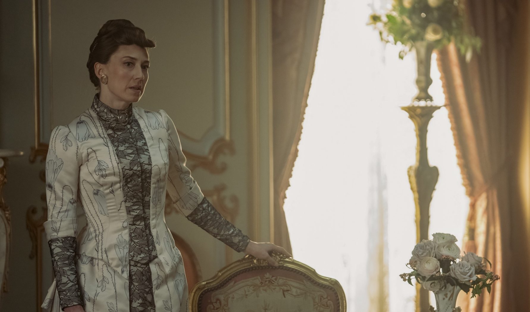 Carrie Coon on Huge Price for Bertha and George