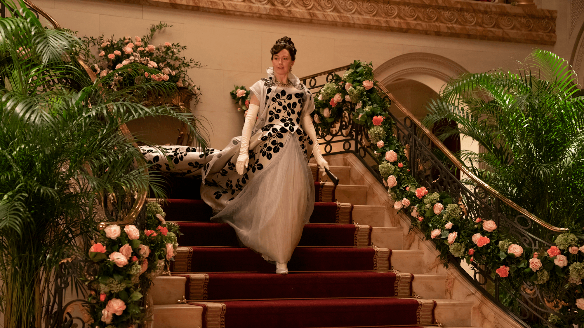 Carrie Coon on Huge Price for Bertha and George