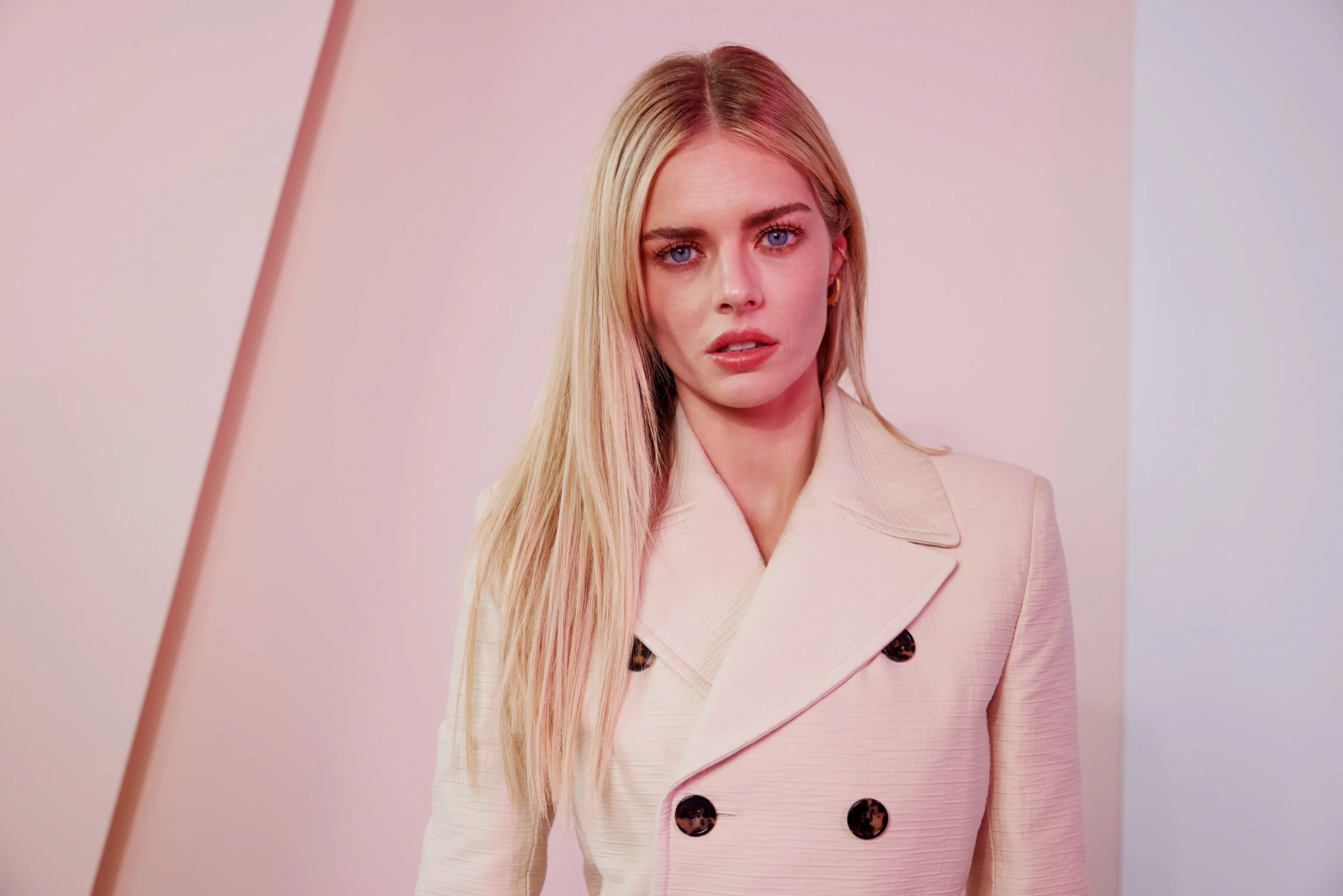 Carolina Caroline Director Previews His Samara Weaving Movie